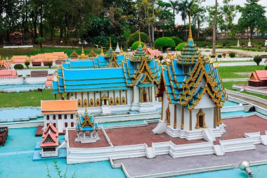 Pattaya, Tayland - 11 Haziran 2019 : Mini Siam Park'ta Wat Phra Srisunpetch. Mini Siam ünlü bir minyatür park cazibe olduğunu. 1986 yılında inşa edilmiştir.