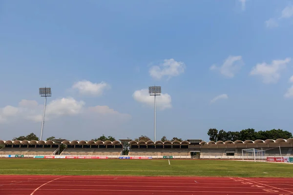 Sattahip Chonburi, Thaiföld-június 11, 2019: Ratchanawi stadion vagy Navy Stadium Sattahip egy nagy stadion Sattahip Sattahip egy kerületi Chonburi tartományban található, közel a turisztikai központ Pattaya — Stock Fotó