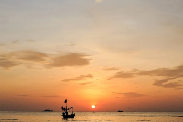 Sonnenaufgang am hua hin Strand in Thailand — Stockfoto