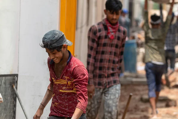 Ghaziabad Uttar Pradesh India June 2020 Молодий Індійський Чоловік Працює — стокове фото