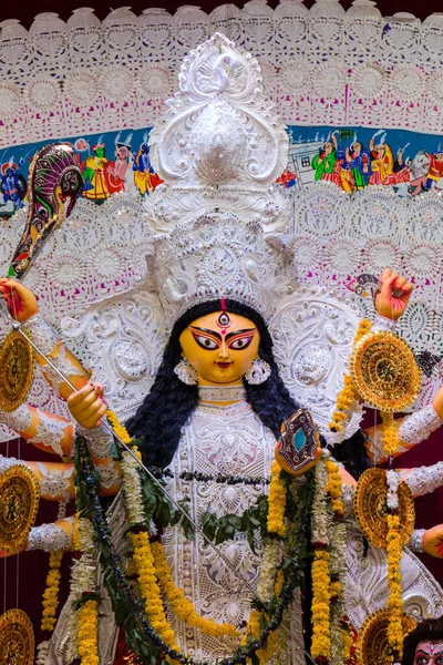 Gudinde Durga Idol Dekoreret Durga Puja Pandal Skudt Farvet Lys - Stock-foto