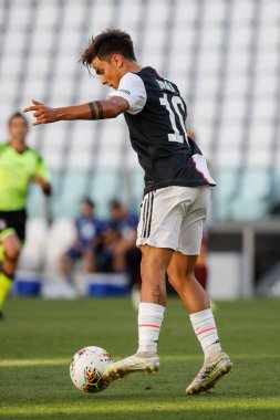 TURIN, İtalya - 04 Temmuz 2020 İtalyan Serie A Soccer Championship. Juventus Torino 'ya karşı 4-1, Paulo Dybala, Juventus.