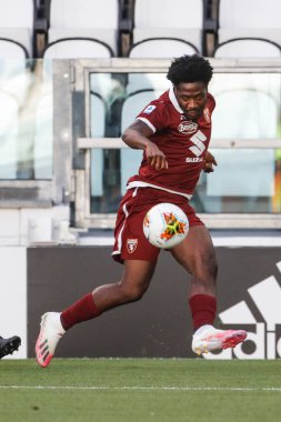 Turin, İtalya - 04 Temmuz, 2020: 00. İtalyan Serie A Futbol Şampiyonası. Juventus Torino 'ya karşı 4-1, Ola Aina, Torino.