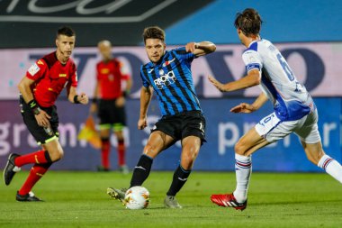 BERGAMO, İtalya - 8 Temmuz 2020: İtalyan Serie A Soccer Championship. Atalanta Sampdoria 'ya karşı 2-0, Berat Djimsiti, Atalanta.