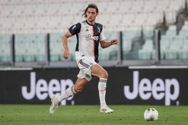 Turin, İtalya - 20 Temmuz 2020 İtalyan Serie A Futbol Şampiyonası. Juventus Lazio 'ya karşı 2-1, Adrien Rabiot, Juventus