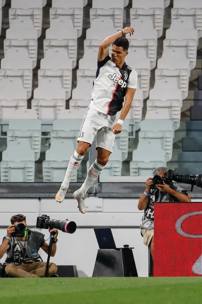 意大利 2020年7月20日 意大利A足球锦标赛 尤文图斯对拉齐奥2 克里斯蒂亚诺罗纳尔多 尤文图斯 庆祝进球 — 图库照片