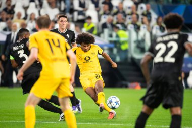 Torino, İtalya. 16 Eylül 2025. Allianz Juventus Stadyumu. UEFA Şampiyonlar Ligi 2025-26. Juventus, Borussia Dortmund 'a karşı. 4-4. Karim Adeyami, Borussia Dortmund.