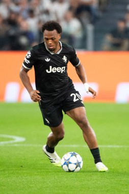 Torino, İtalya. 16 Eylül 2025. Allianz Juventus Stadyumu. UEFA Şampiyonlar Ligi 2025-26. Juventus, Borussia Dortmund 'a karşı. 4-4. Aç kapıyı Juventus..