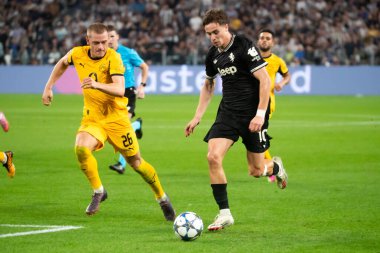 Torino, İtalya. 16 Eylül 2025. Allianz Juventus Stadyumu. UEFA Şampiyonlar Ligi 2025-26. Juventus, Borussia Dortmund 'a karşı. 4-4. Kenan Yıldız, Juventus.