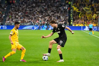 Torino, İtalya. 16 Eylül 2025. Allianz Juventus Stadyumu. UEFA Şampiyonlar Ligi 2025-26. Juventus, Borussia Dortmund 'a karşı. 4-4. Kenan Yıldız, Juventus.