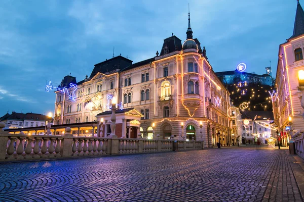 Vue Triple Ponts Sur Château Ljubljana Arrière Plan Illuminé Pour — Photo