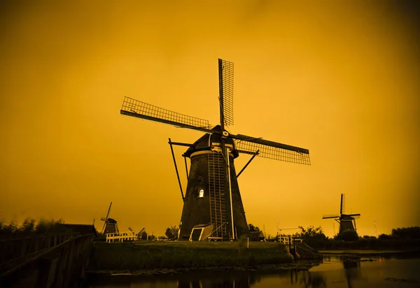 Windmills in Kinderdijk (Holland — Stock Photo, Image