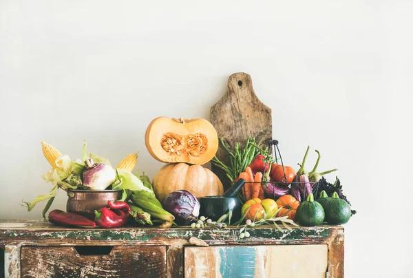 Val Seizoensgebonden Vegetarisch Voedsel Ingrediënten Verscheidenheid Assortiment Van Herfst Groenten — Stockfoto