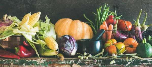 Autunno Ingredienti Alimentari Vegetariani Assortimento Varie Verdure Autunnali Una Cucina — Foto Stock