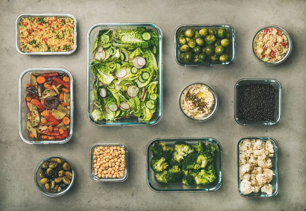 Gezonde Veganistische Gerechten Containers Flat Lay Van Plantaardige Salades Peulvruchten — Stockfoto