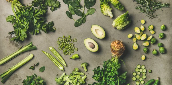 Sağlıklı Vegan Malzemeler Düzeni Düz Tüm Kesilmiş Yeşil Sebze Yenilebilir — Stok fotoğraf