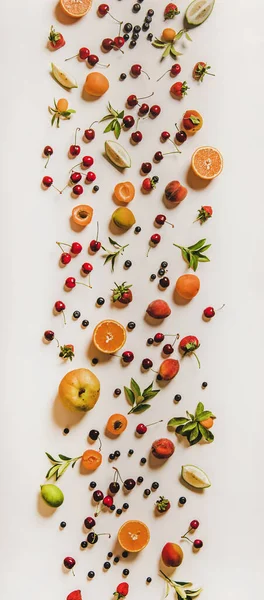 Čerstvé Letní Ovocné Lesní Odrůdy Flay Lay Broskve Meruňky Třešně — Stock fotografie