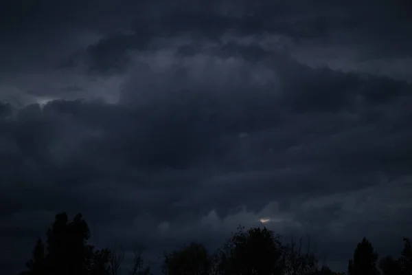 Nuvens Fofas Cobrem Céu Azul Verão — Fotografia de Stock