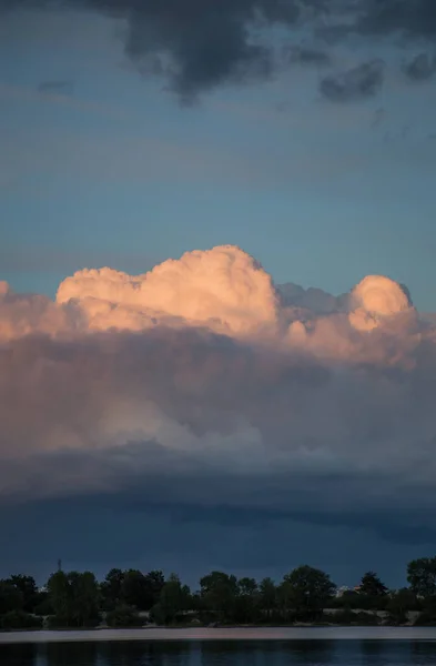 Lindas Nuvens Magníficas Pôr Sol Céu — Fotografia de Stock