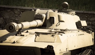 Sovyetler Birliği 2. Dünya Savaşı 'ndan kalma ağır askeri araçlar.