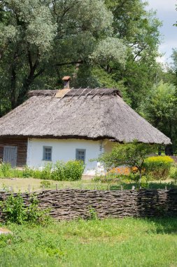 Pereyaslav 'daki Ukraynalıların eski kulübeleri ve evleri