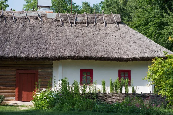 Antiguas Chozas Étnicas Casas Ucranianos Pereyaslav Imagen De Stock