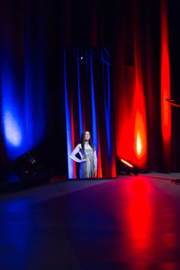 Kyiv, Ukrayna 09.01.2020: Susana Alimivna Jamaladinova veya Jamala 'nın balmumu heykeli