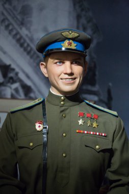 Kyiv, Ukrayna 09.01.2020: Sovyetler Birliği Ordusu Kahramanı 'nın balmumu heykeli