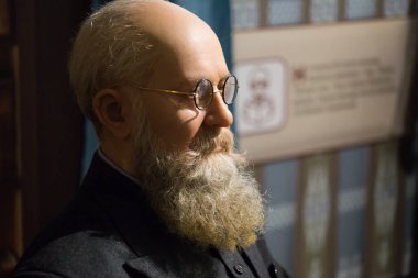 Kyiv, Ukrayna 09.01.2020: Mykhailo Serhiyovych Hruşevsky 'nin balmumu heykeli