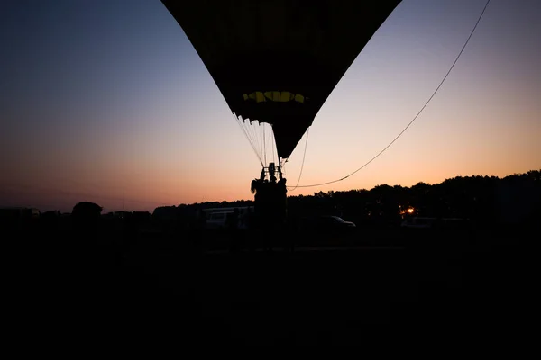 空の夕日の熱気球 — ストック写真