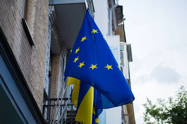 Bandera Unión Europea Una Fachada Edificio — Foto de Stock