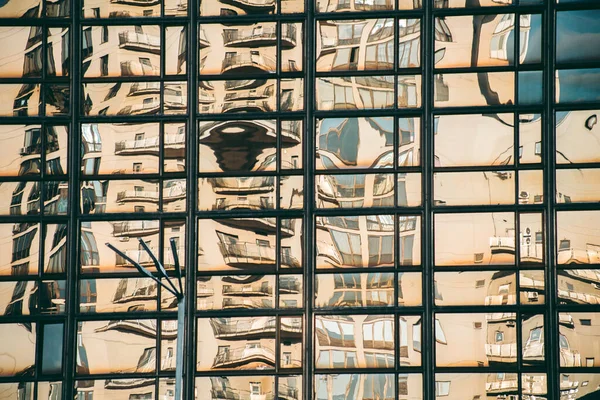 Glasfenster Eines Bürogebäudes Einer Modernen Stadt Finanzviertel — Stockfoto