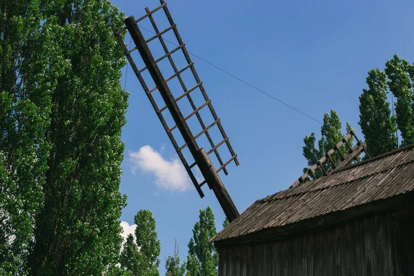 Alte Holzmühlen Umgeben Von Natur — Stockfoto