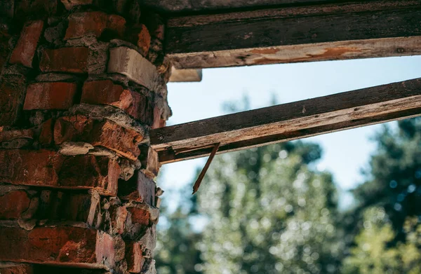 Construindo Uma Casa Alta Cidade — Fotografia de Stock