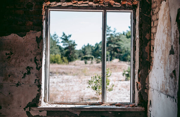 Building a high house in the city