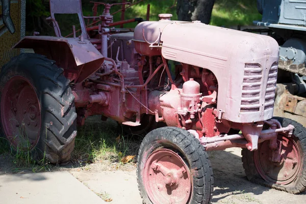 Stare Opuszczone Maszyny Rolnicze Zbioru — Zdjęcie stockowe