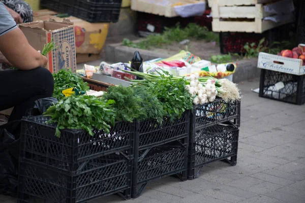 Kijów Ukraina 2020 Spontaniczny Niekontrolowany Handel Rynku Przy Ulicy Miejskiej — Zdjęcie stockowe