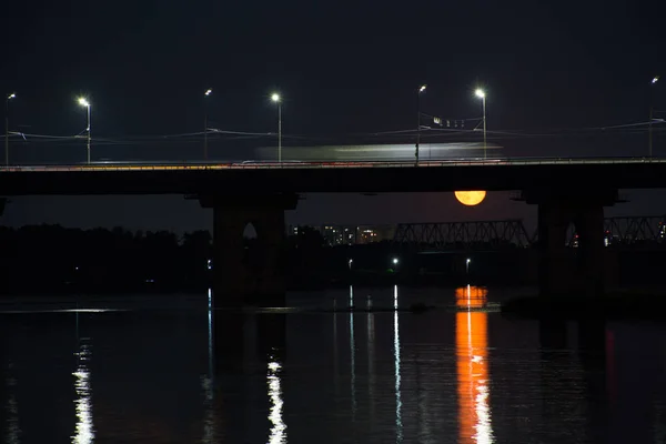 Una Luna Llena Cielo —  Fotos de Stock