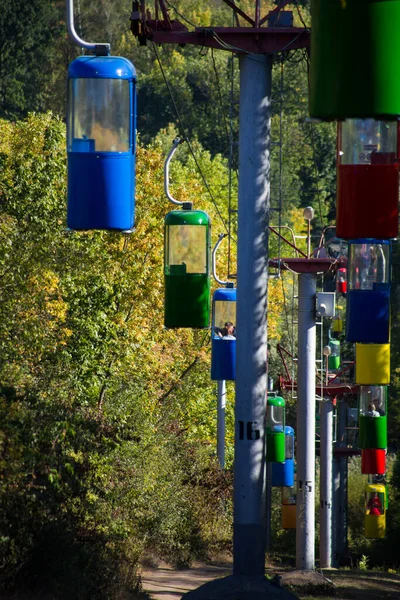 Sovyet fütüristik teleferiği Gorky Park, Kharkov 'da.