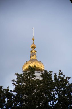 Kharkiv 'in merkezindeki Dormition Katedrali