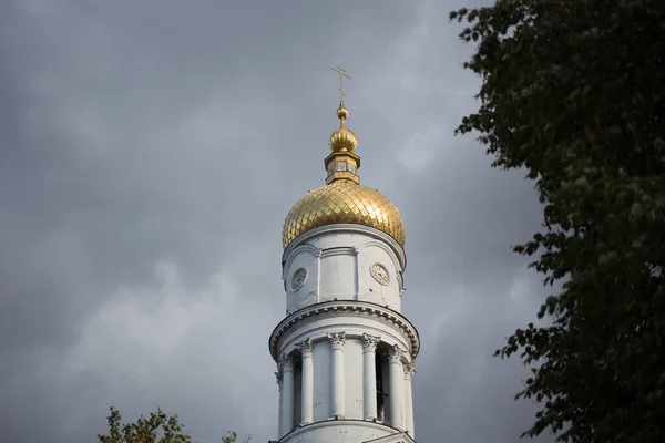 Dormition Cathedral Centrala Kharkiv — Stockfoto