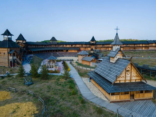 Вид Воздуха Старую Деревянную Средневековую Христианскую Церковь — стоковое фото