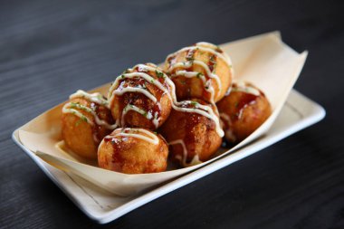 TAKOYAKI Japon ahtapot topları