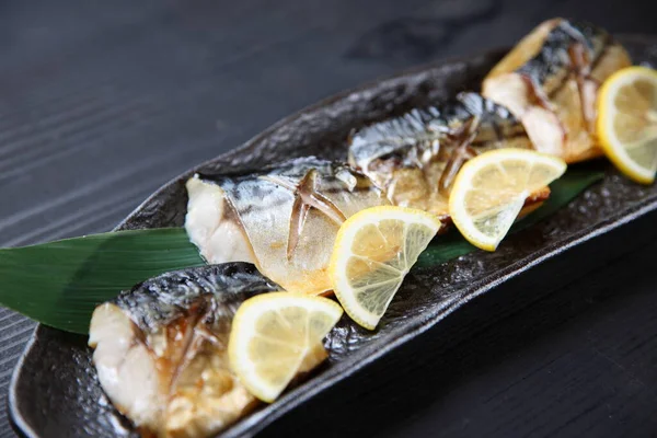 日本新鲜烤鲭鱼 — 图库照片