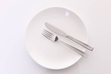 Bıçak ve çatalın anlamı FİSHED