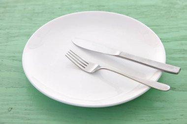 Bıçak ve çatalın anlamı FİSHED