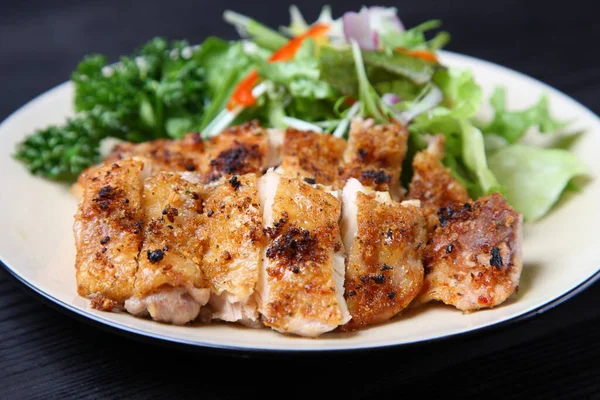 Poulet Grillé Aux Herbes Avec Légumes — Photo