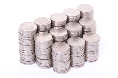 istiflenmiş Japon 100 yen sikkeleri