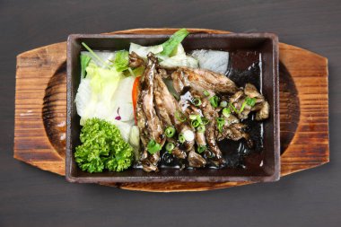 Tavuk boynu kömürü.