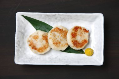 Hardallı Düz Balık Keki